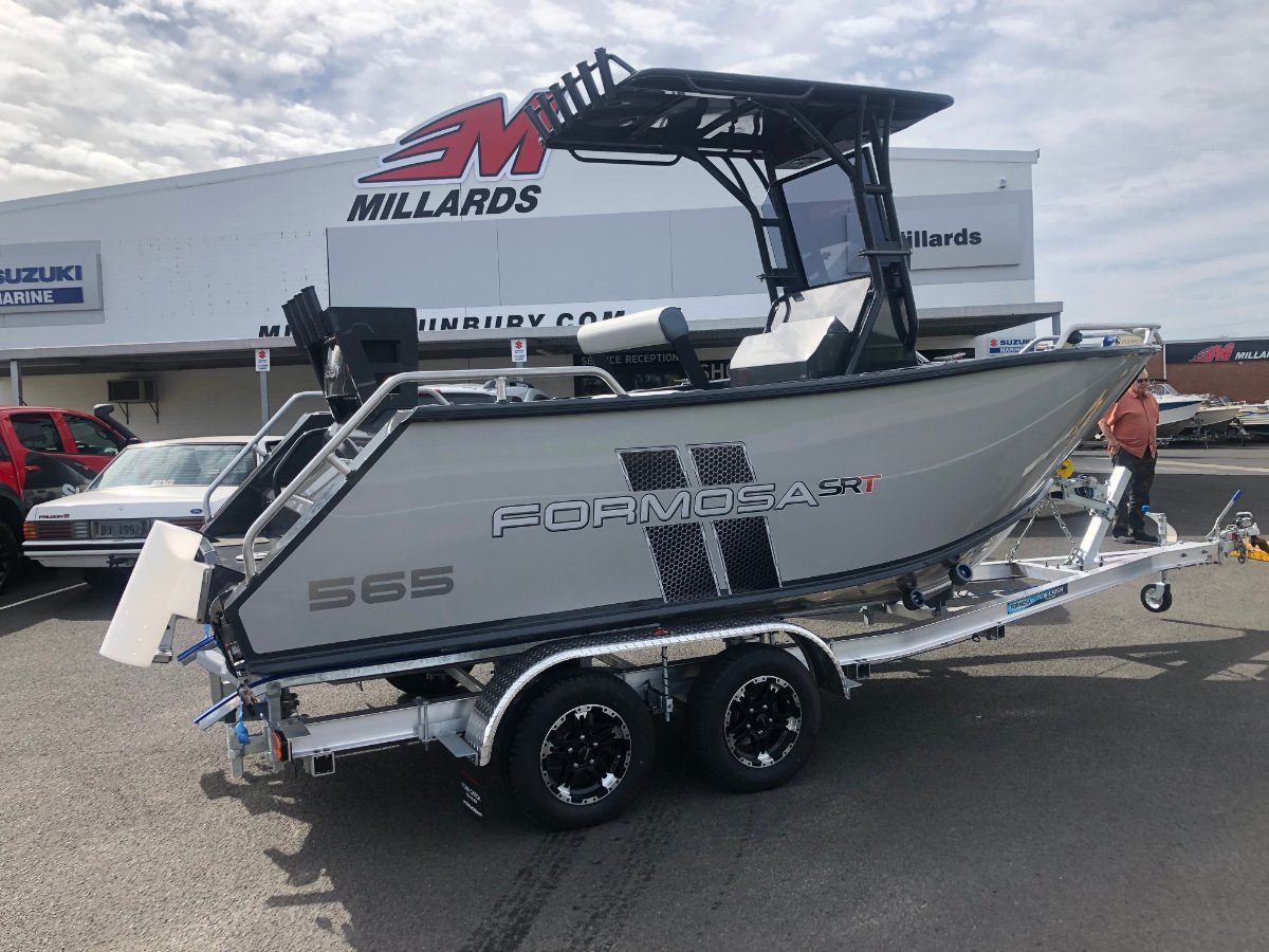 2020 Formosa 565 Srt Centre Console Boat Research Boats Online
