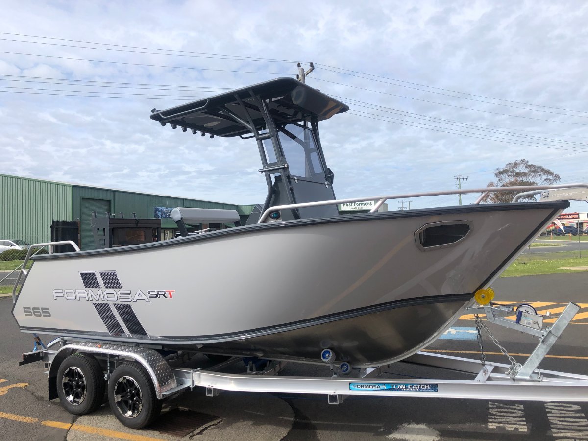 2020 Formosa 565 Srt Centre Console Boat Research Boats Online