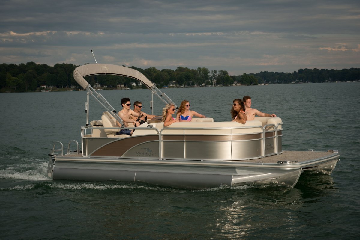 Bennington Pontoon Boat 188 SLV