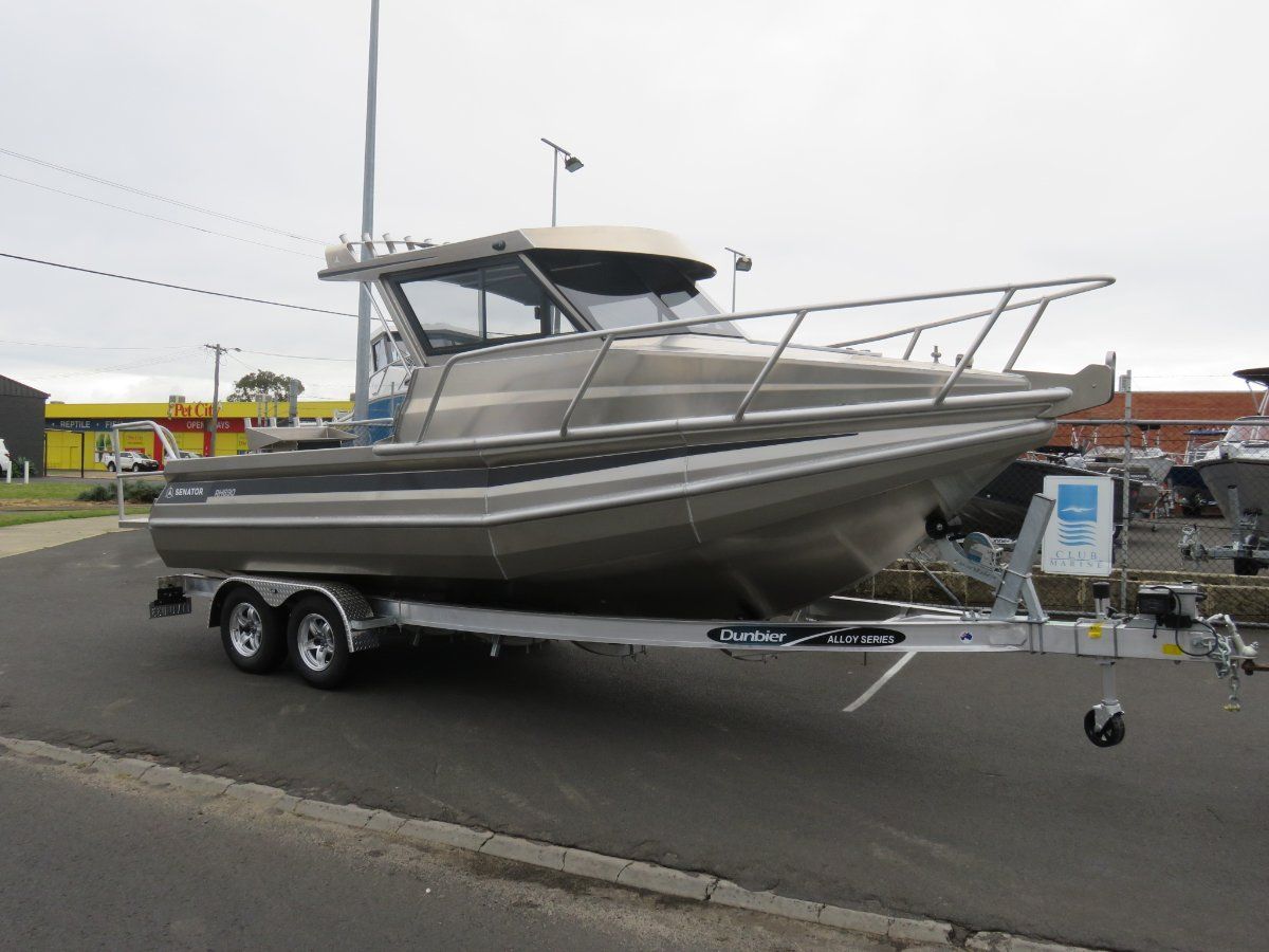 Senator Hardtop RH690