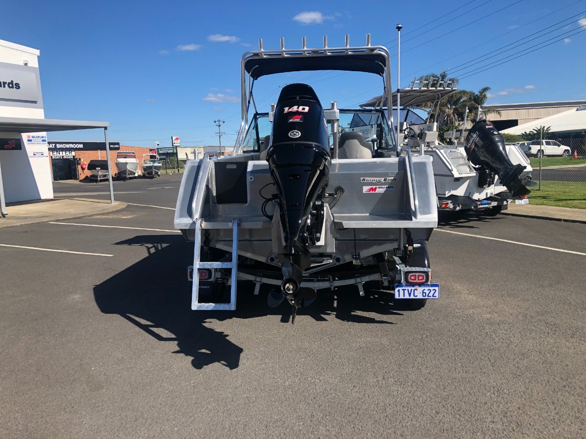 Ballistic 570 Runabout