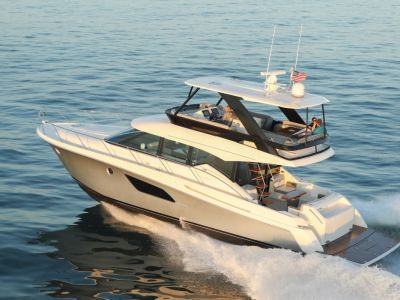 Tiara 53 Flybridge