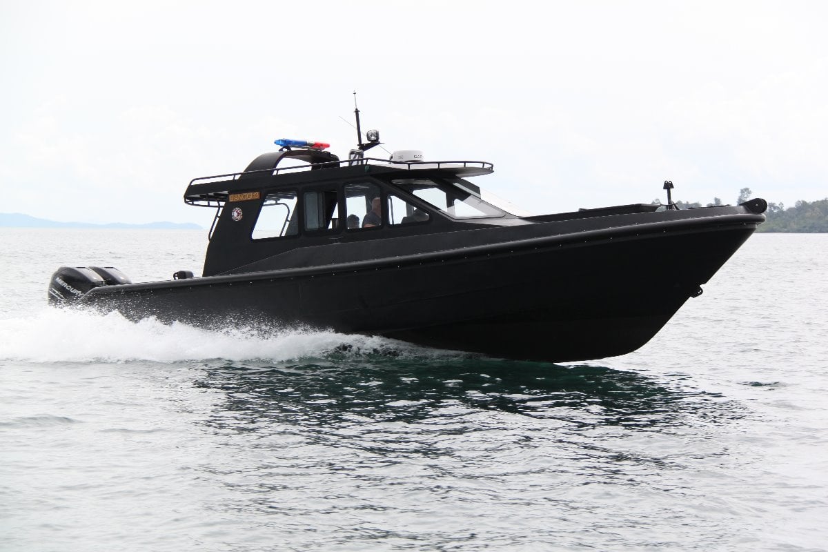 Saltwater Commercial Boats 11.5 Interceptor Patrol
