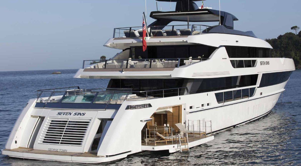 Sanlorenzo 52 Steel