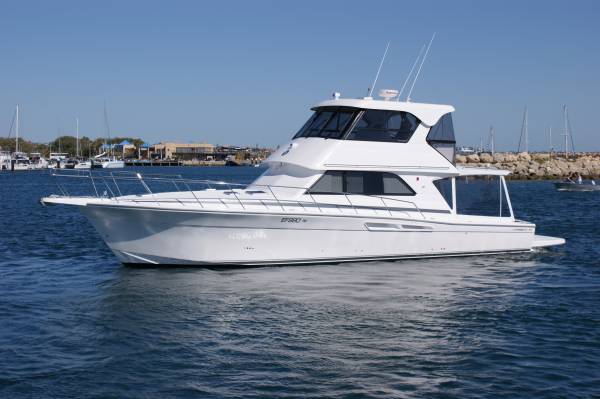 Caribbean 49 Flybridge Cruiser