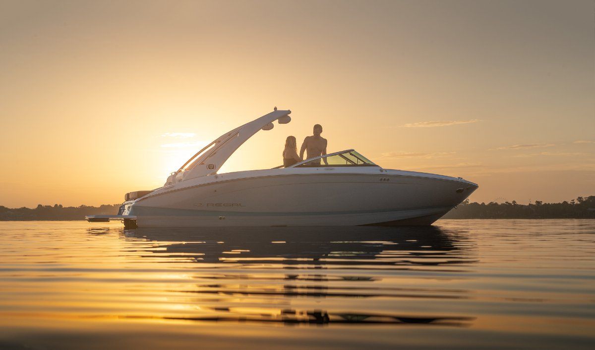 Regal LS6 Bowrider