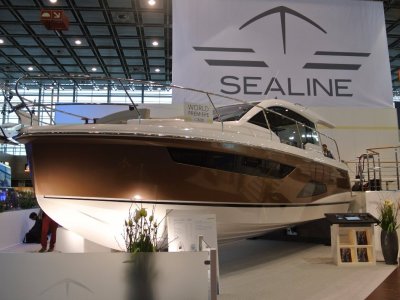 Sealine 330C