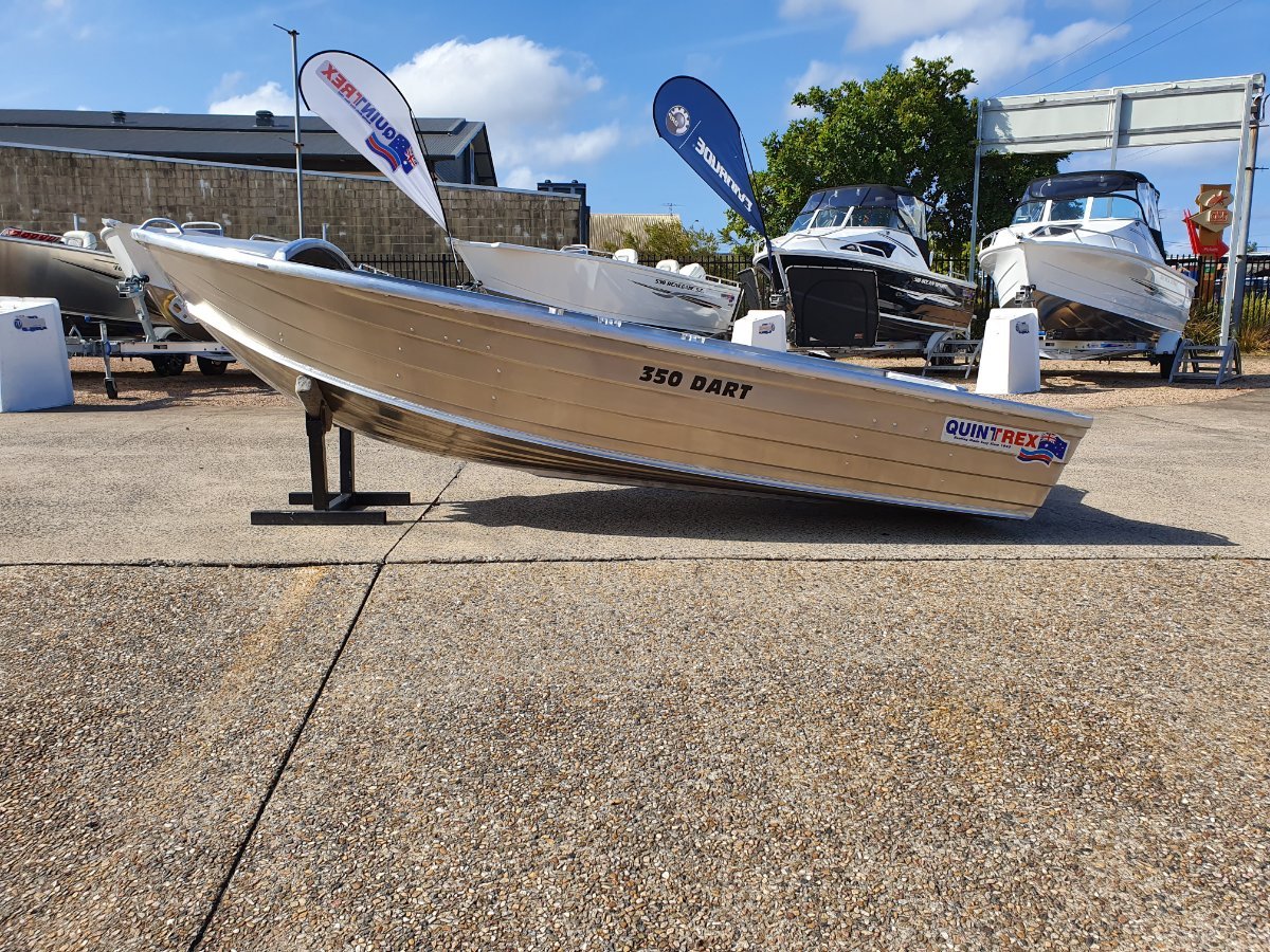 Quintrex 350 Dart