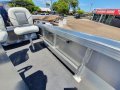 Quintrex 490 Renegade Centre Console