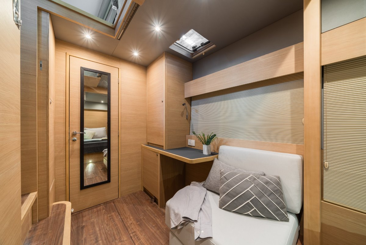 2021 Aquila 54 Boat Research Yachthub