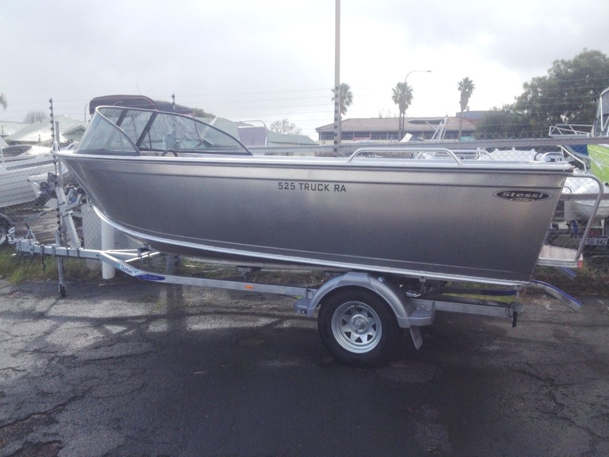 Stessl 520 Truck Runabout