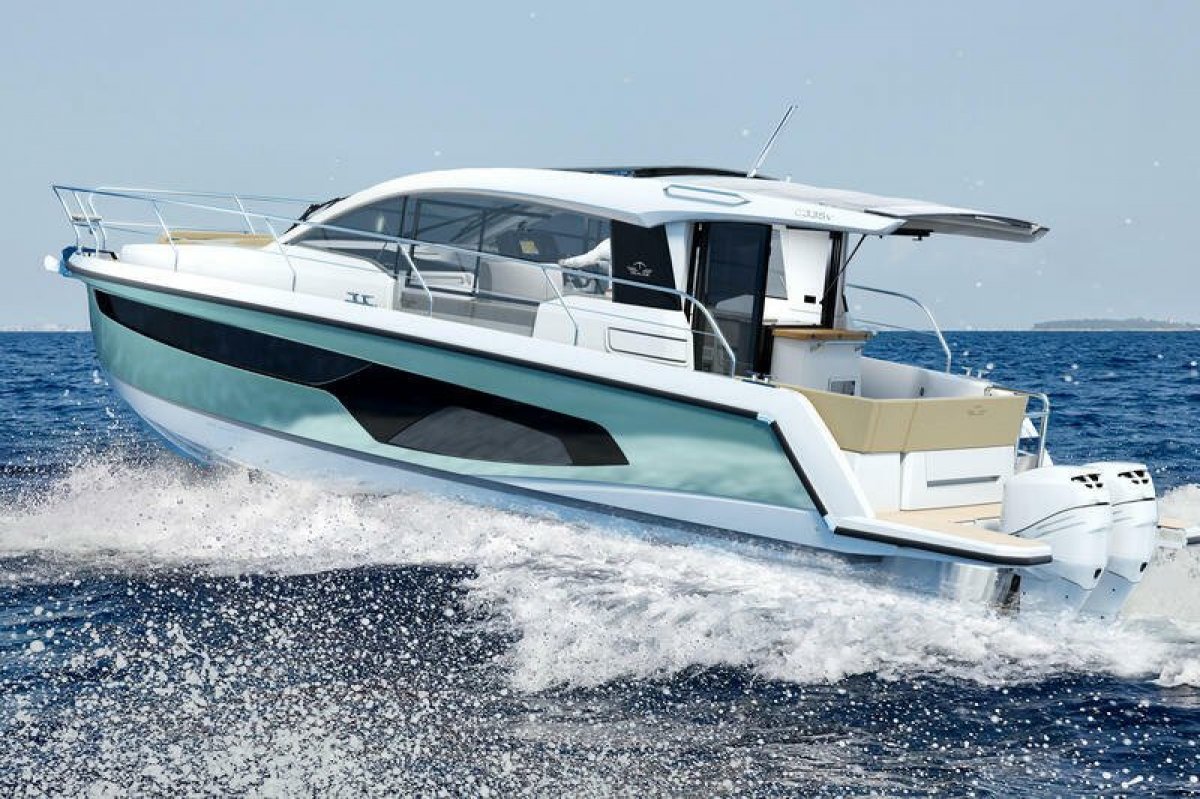 Sealine C335