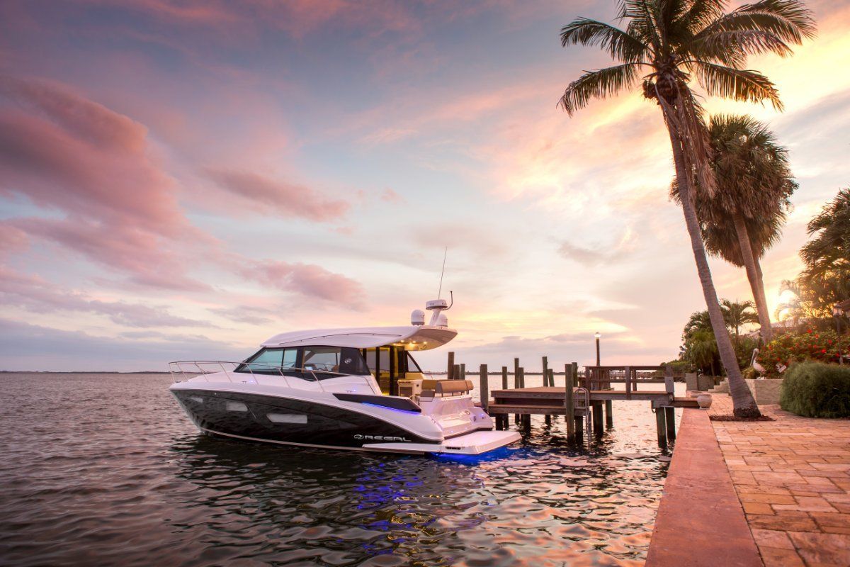 Regal 42 Grande Coupe