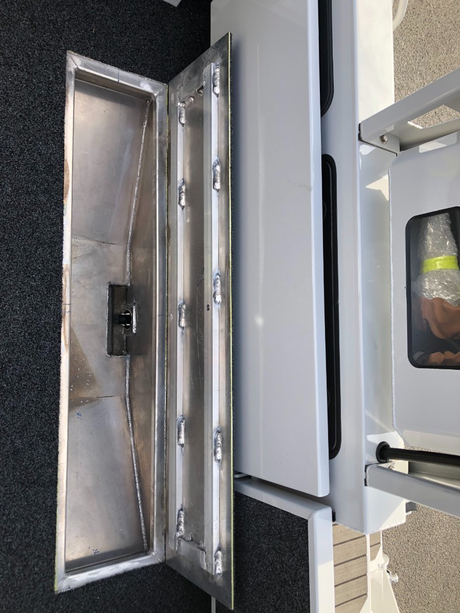 2021 Formosa 595 Srt Centre Cabin Boat Research Yachthub