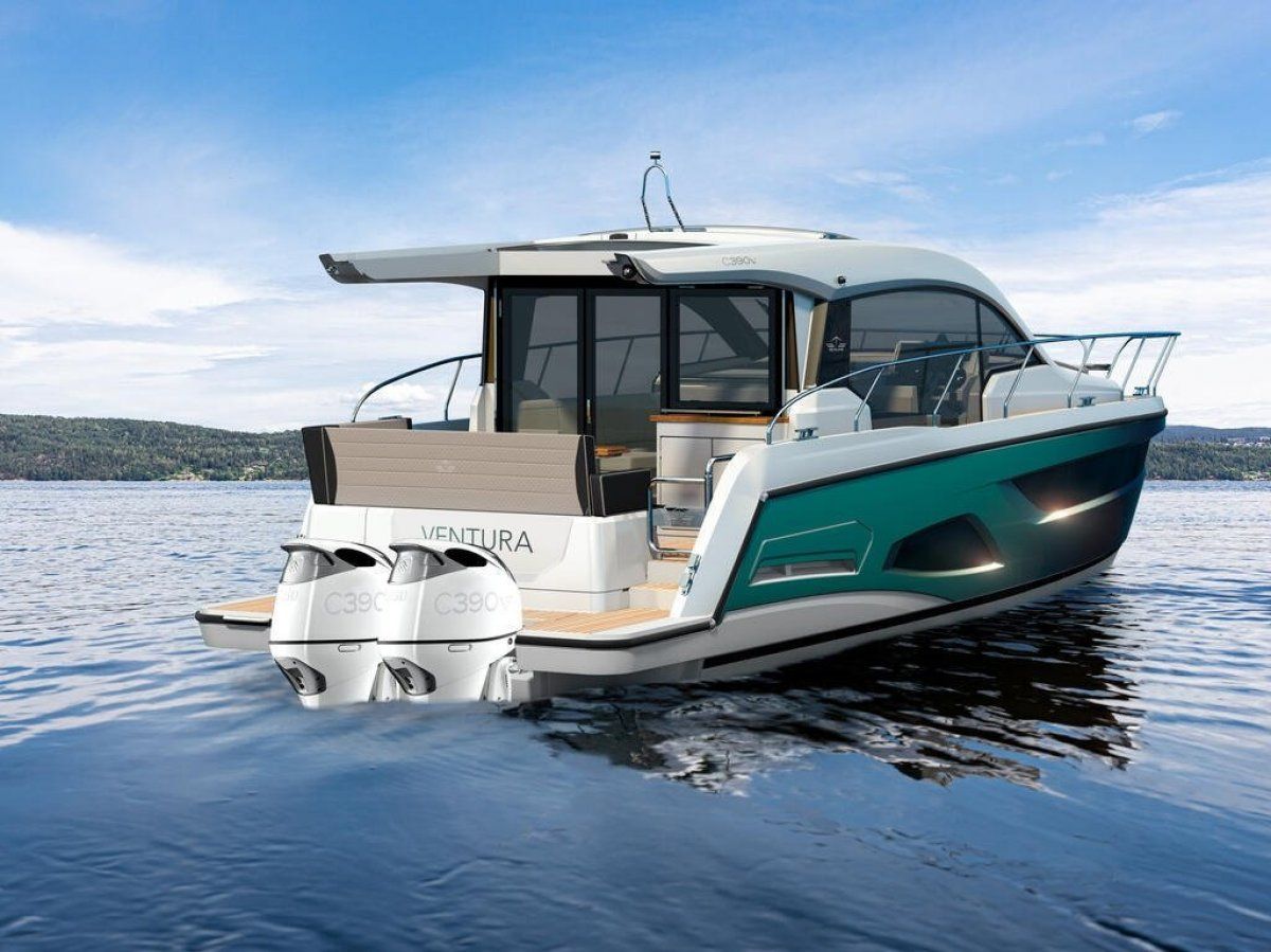 Sealine C390V