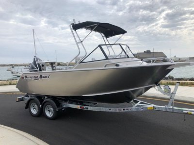 Ballistic 570 Runabout