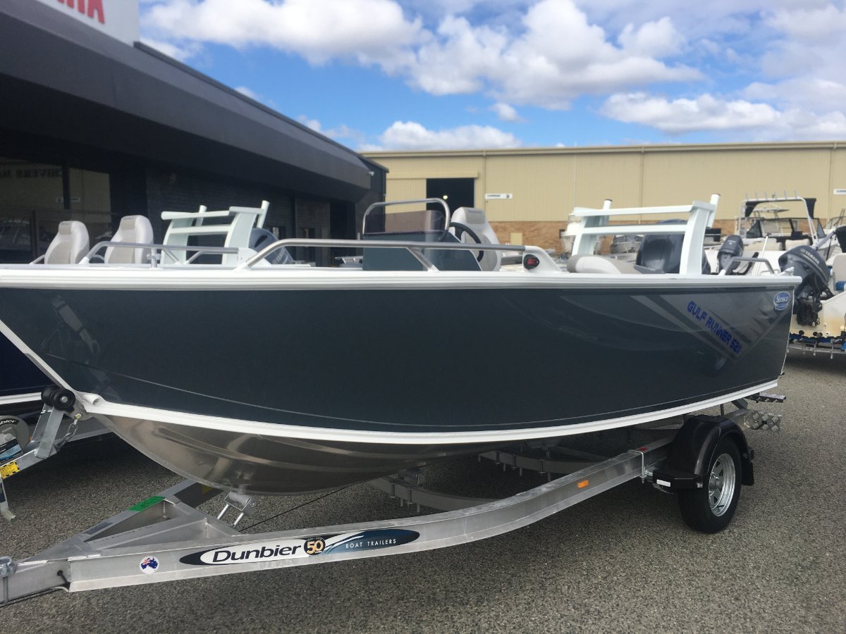 Stessco Gulf Runner 520