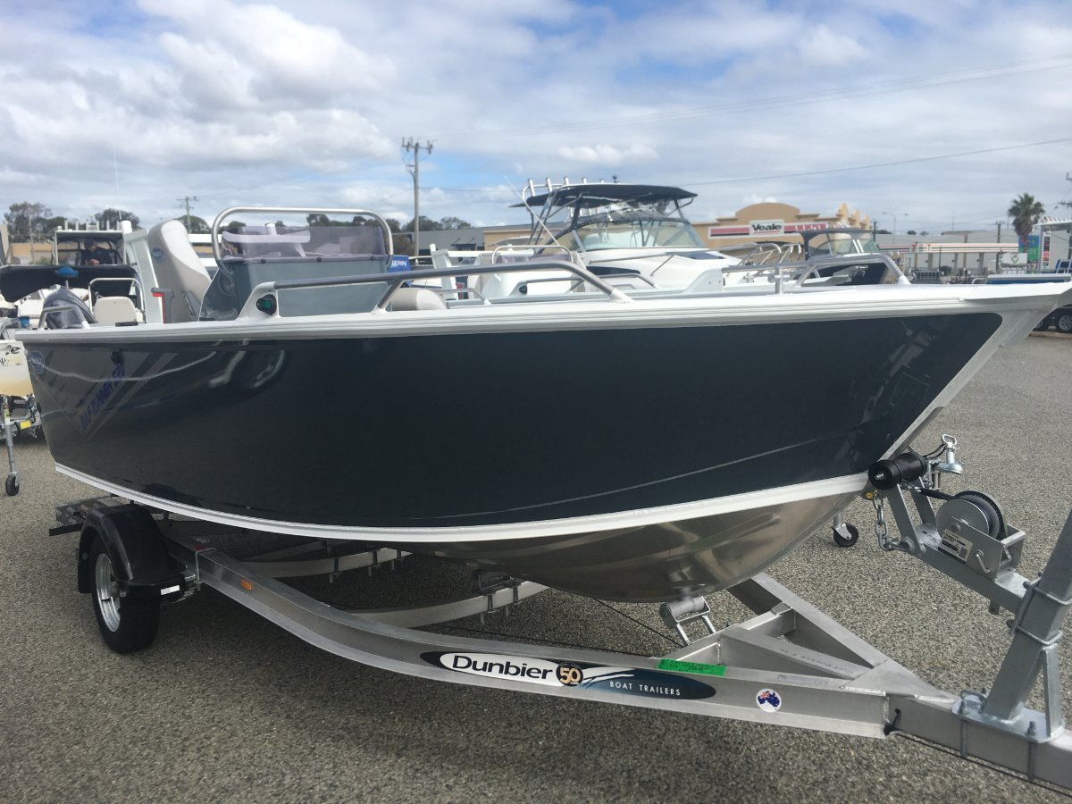 Stessco Gulf Runner 520