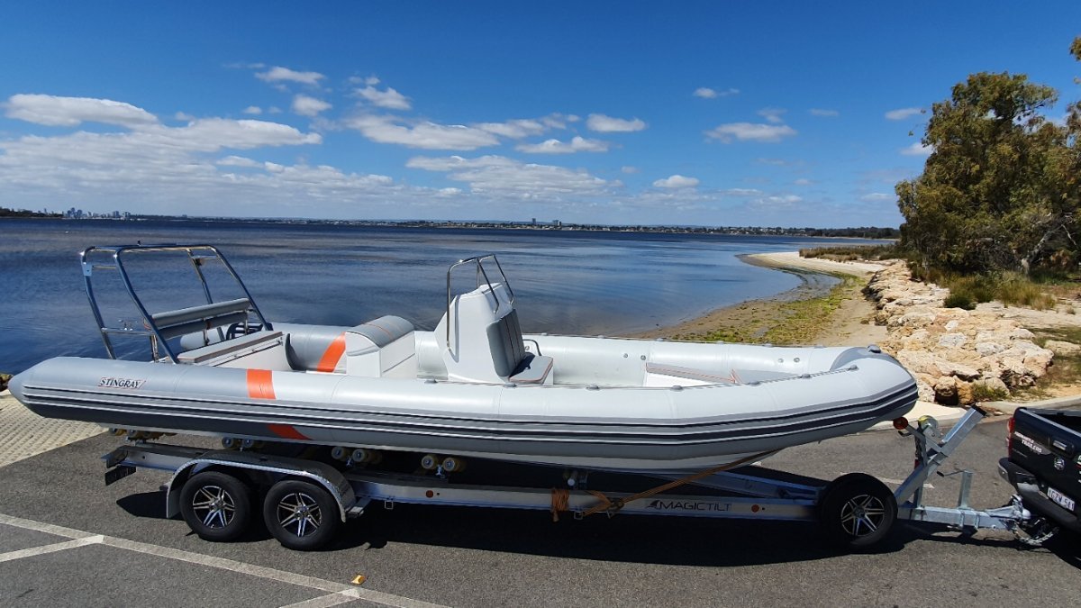 Stingray Ribs 8.5m Searaider