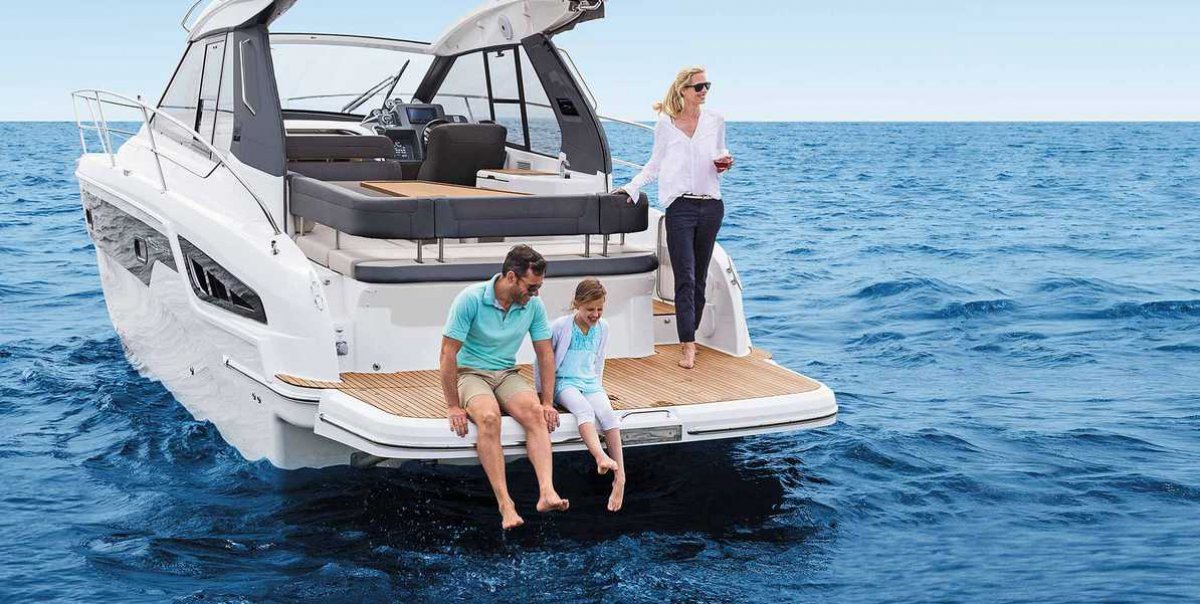 Bavaria S33 HT