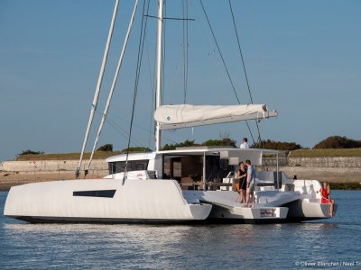 Neel Trimarans 47