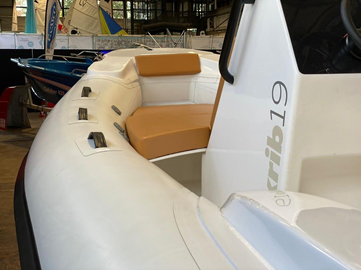 Moby RIB Luxrib19