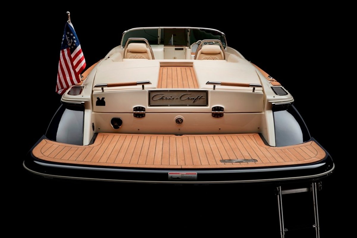 Chris Craft Launch 27