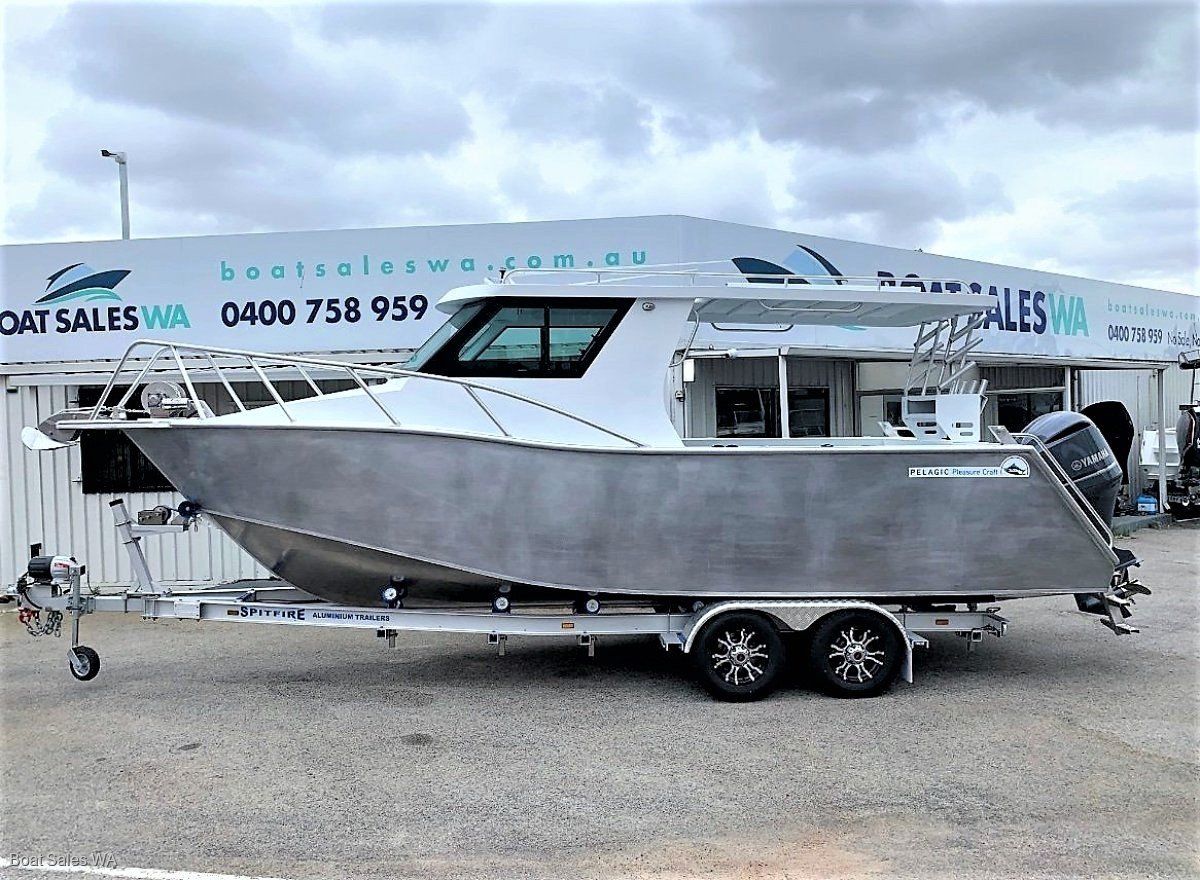 Pelagic Pleasure Craft 7.5 Hard Top