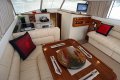 Caribbean 32 Flybridge Cruiser