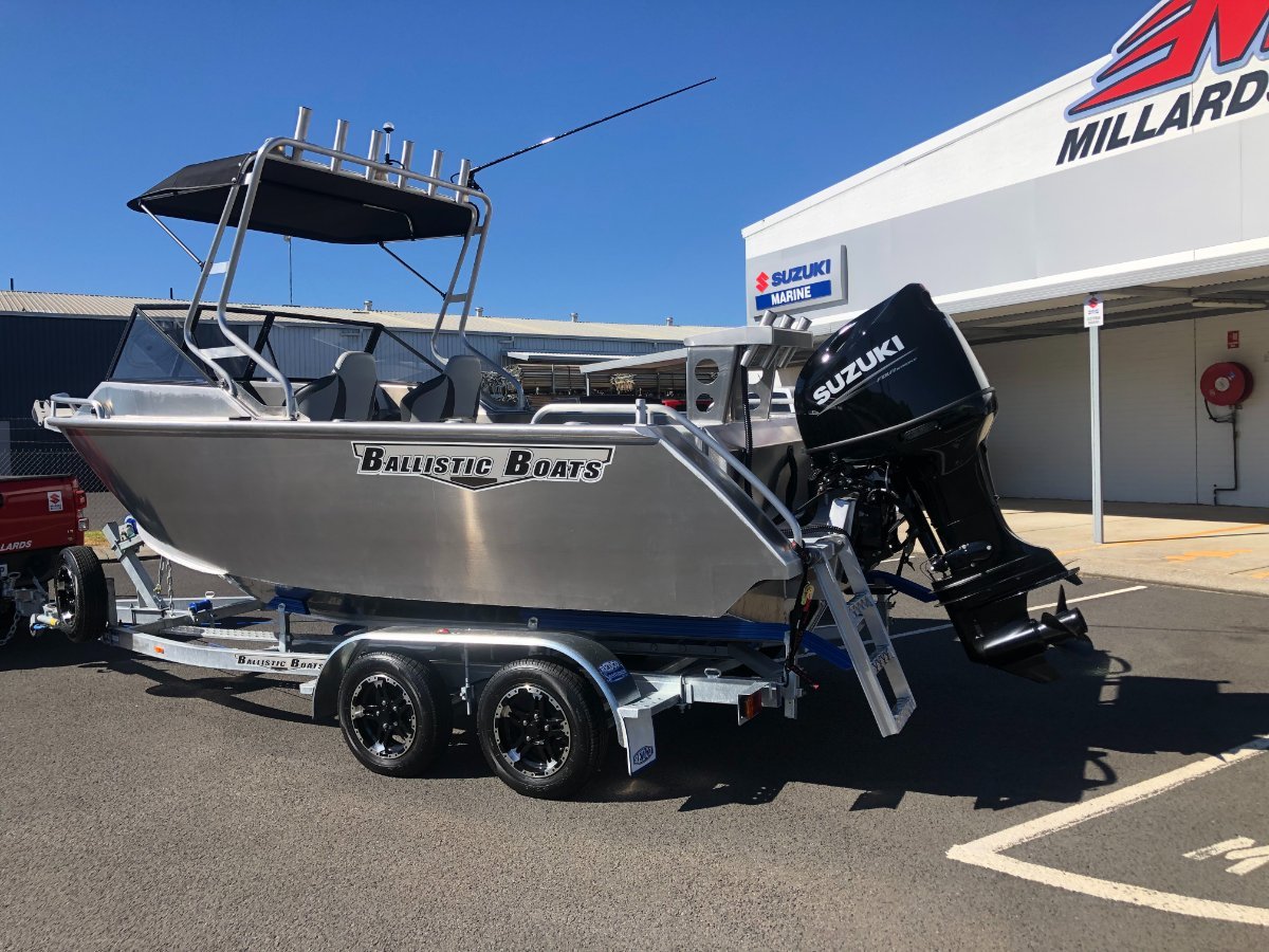 Ballistic 570 Runabout