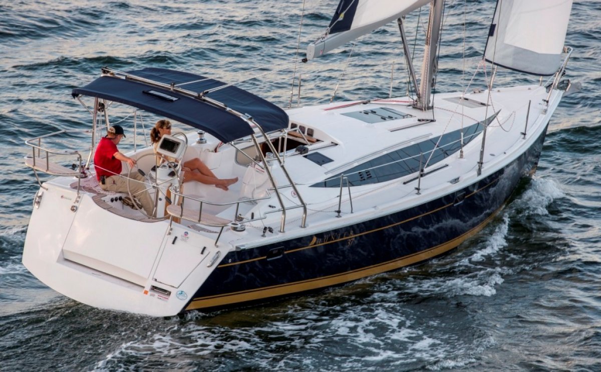 Hunter 37