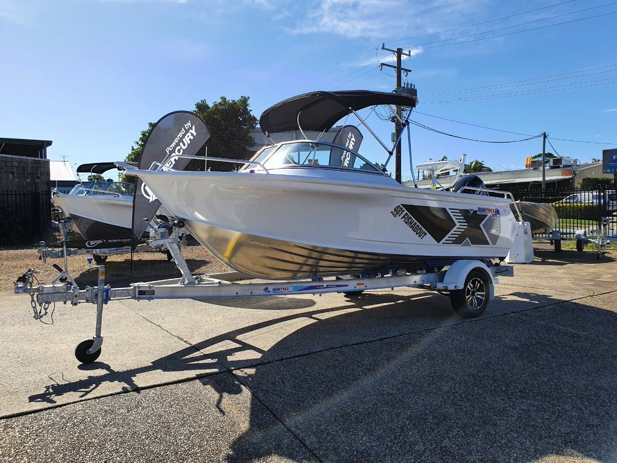 Quintrex 481 Fishabout Pro