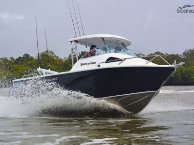 Stessco Sunseeker 620 Cuddy Cabin