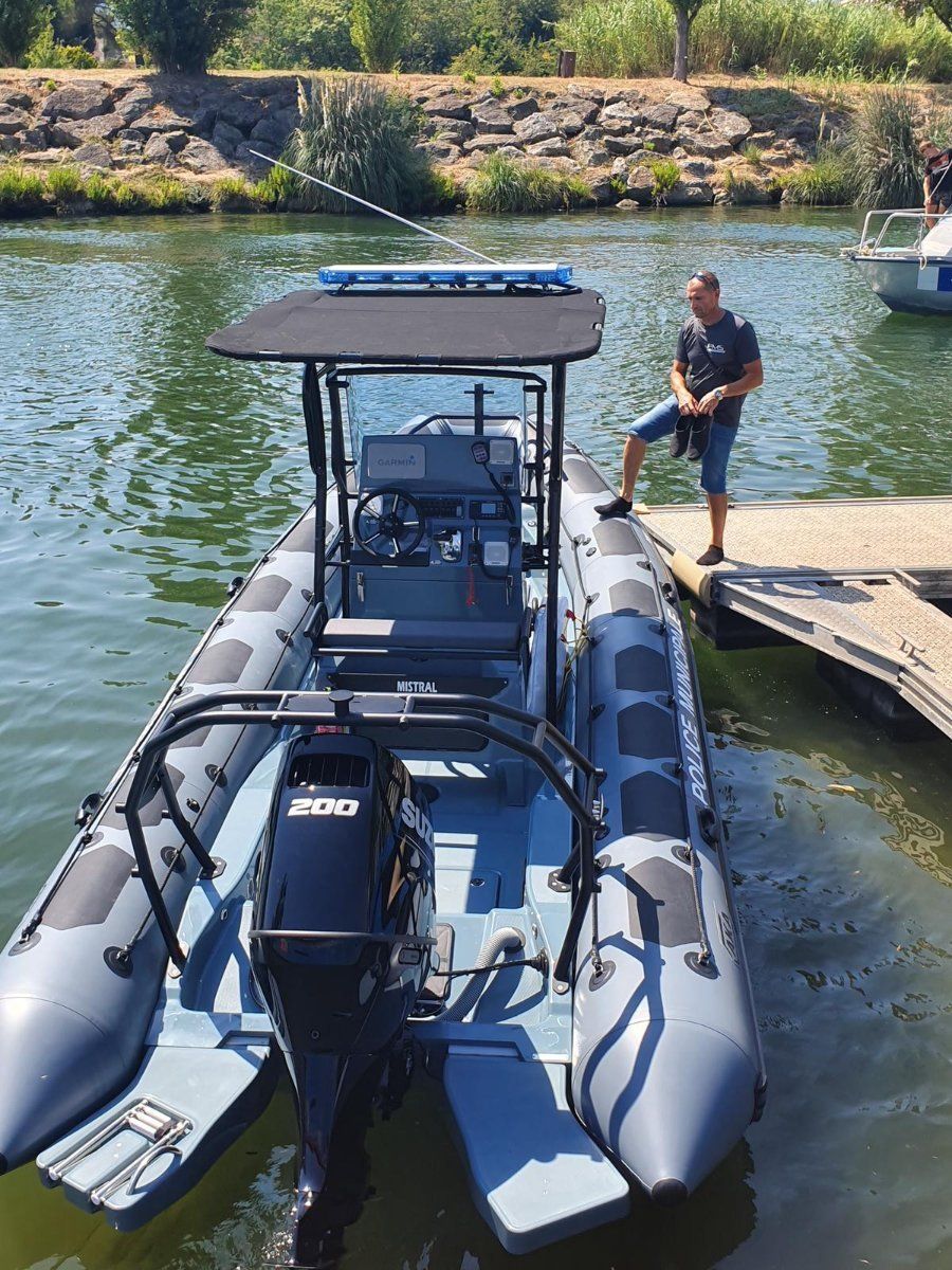 2022 Zodiac Aka R69 Boat Research Boats Online