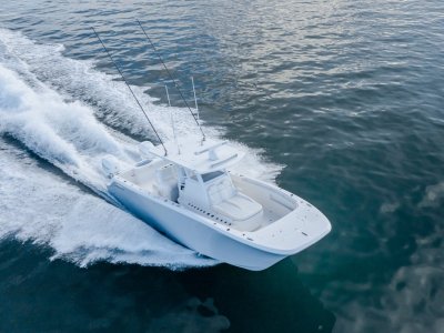 Invincible 33 Catamaran