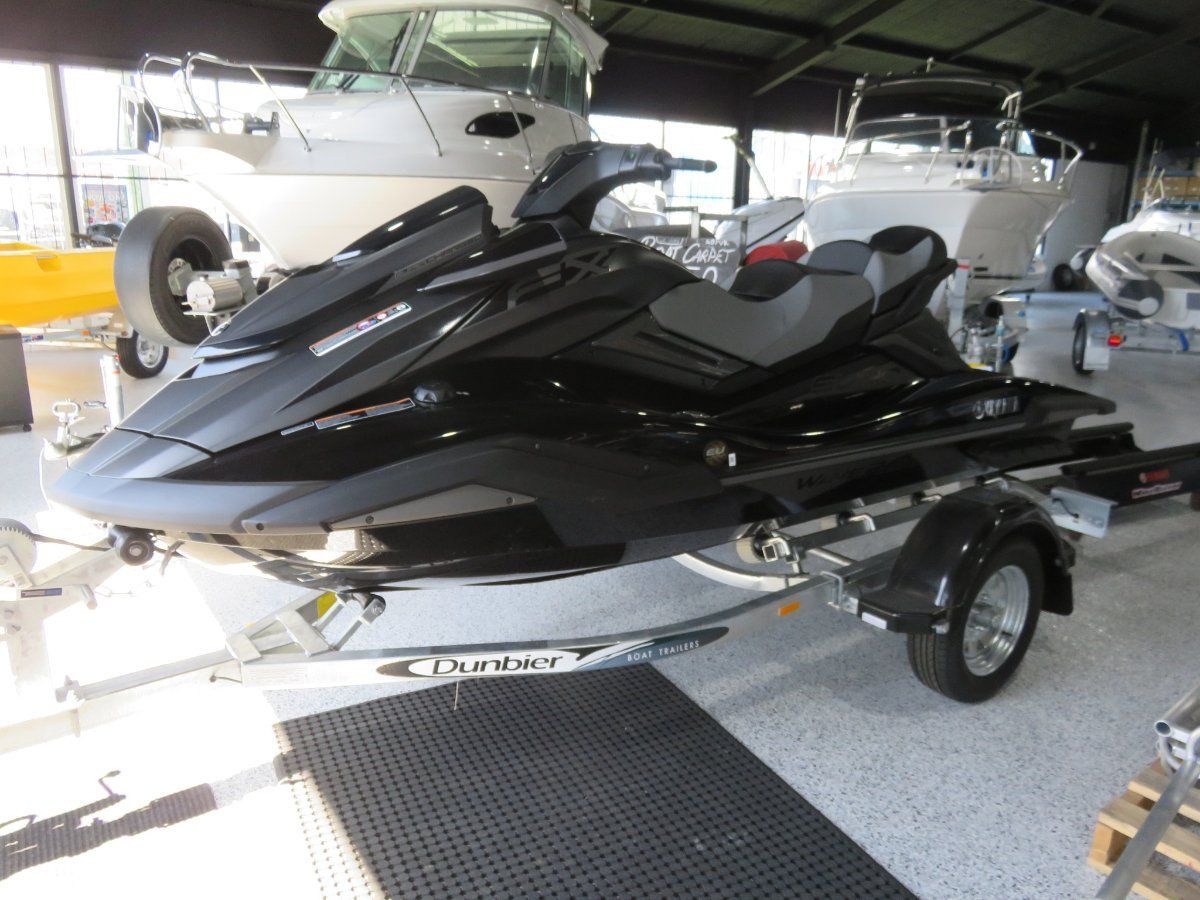 All top black waverunner