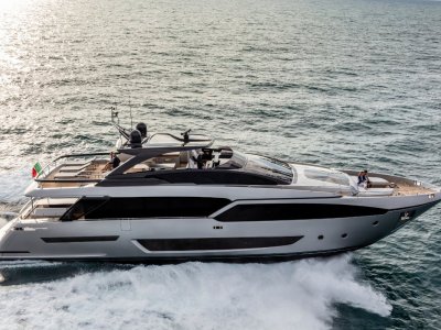 Riva 90 Argo