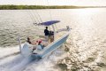 Boston Whaler 220 Dauntless