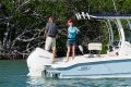 Boston Whaler 220 Dauntless