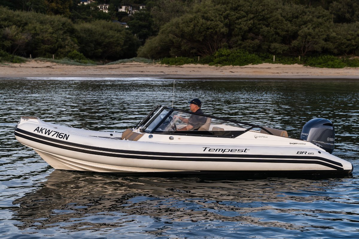 Capelli Tempest Bow Rider 65