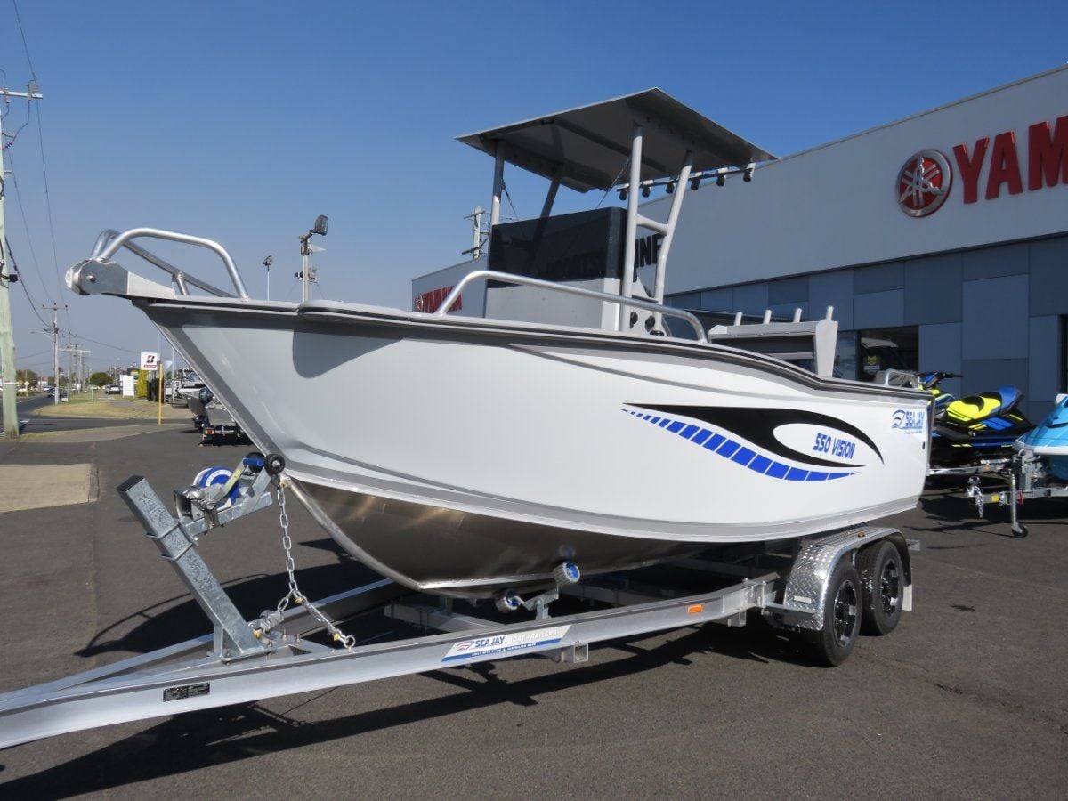 Sea Jay 5.50 Vision Centre Console