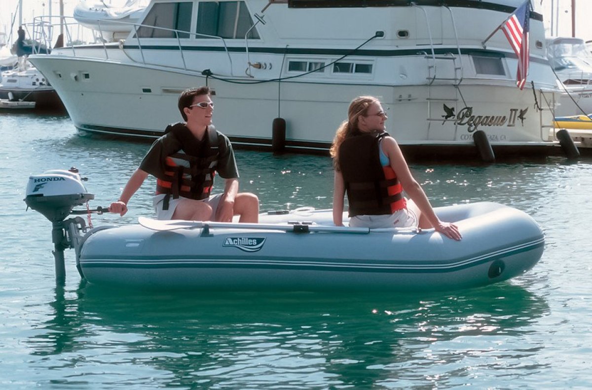 Achilles LT-2:Achilles LT-2 dinghy