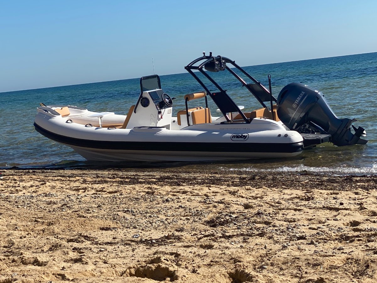 Moby RIB Luxrib22