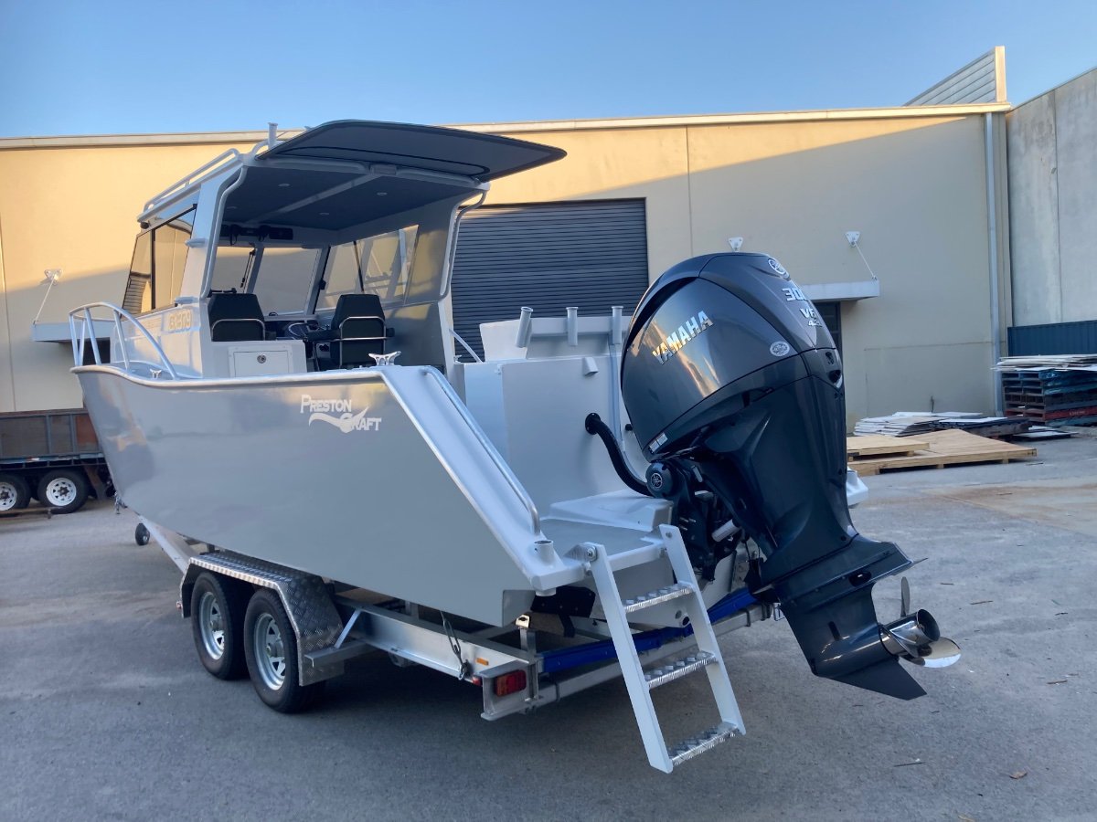 Preston Craft 820 Thunderbolt
