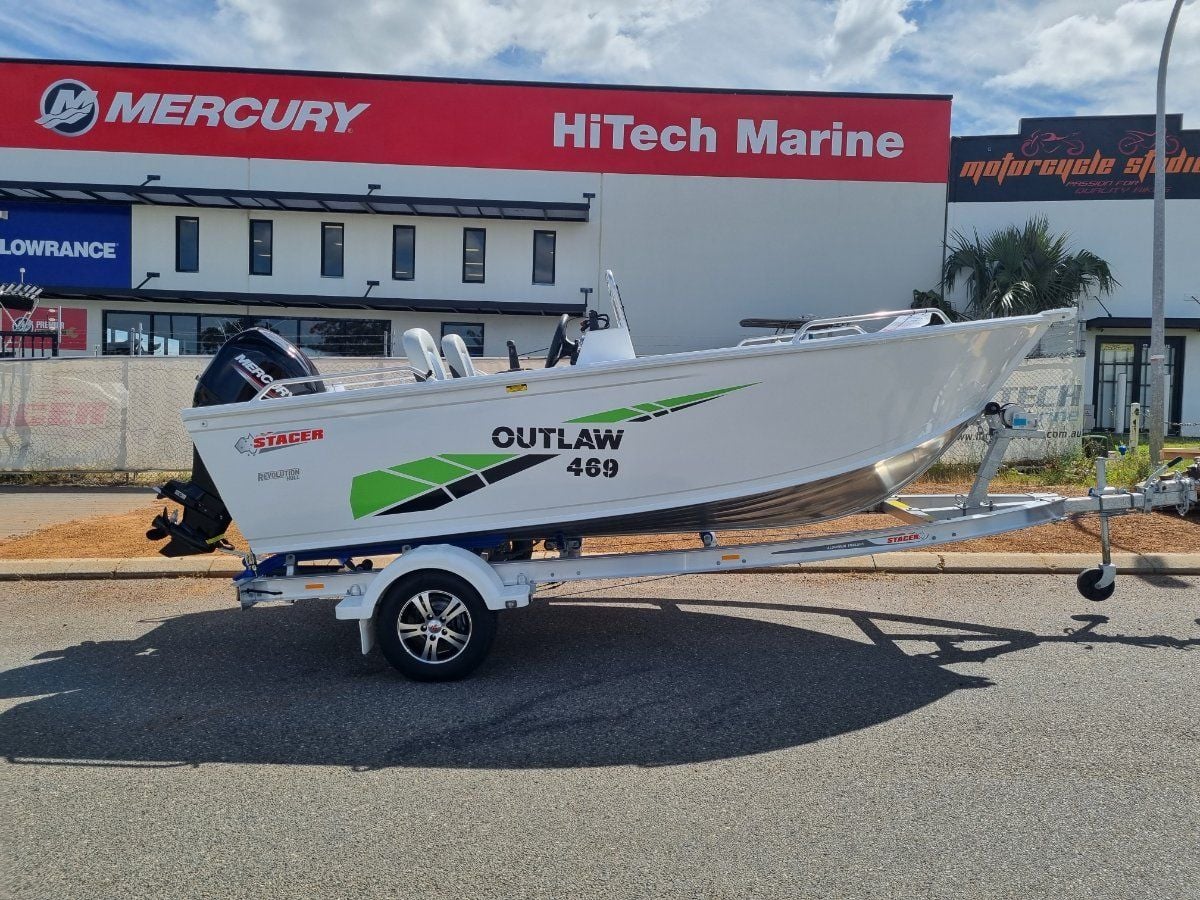 Stacer 469 Outlaw Side Console