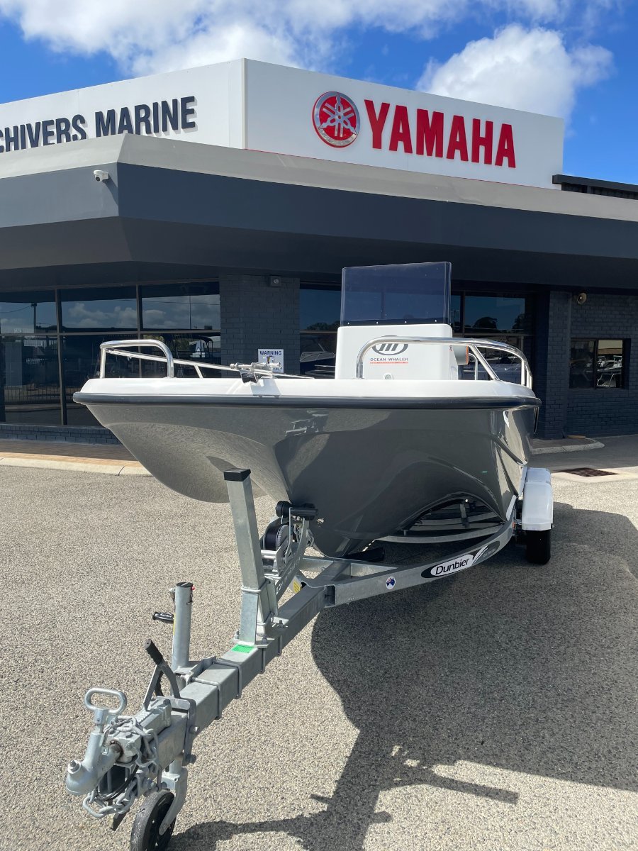 Ocean Whaler 565