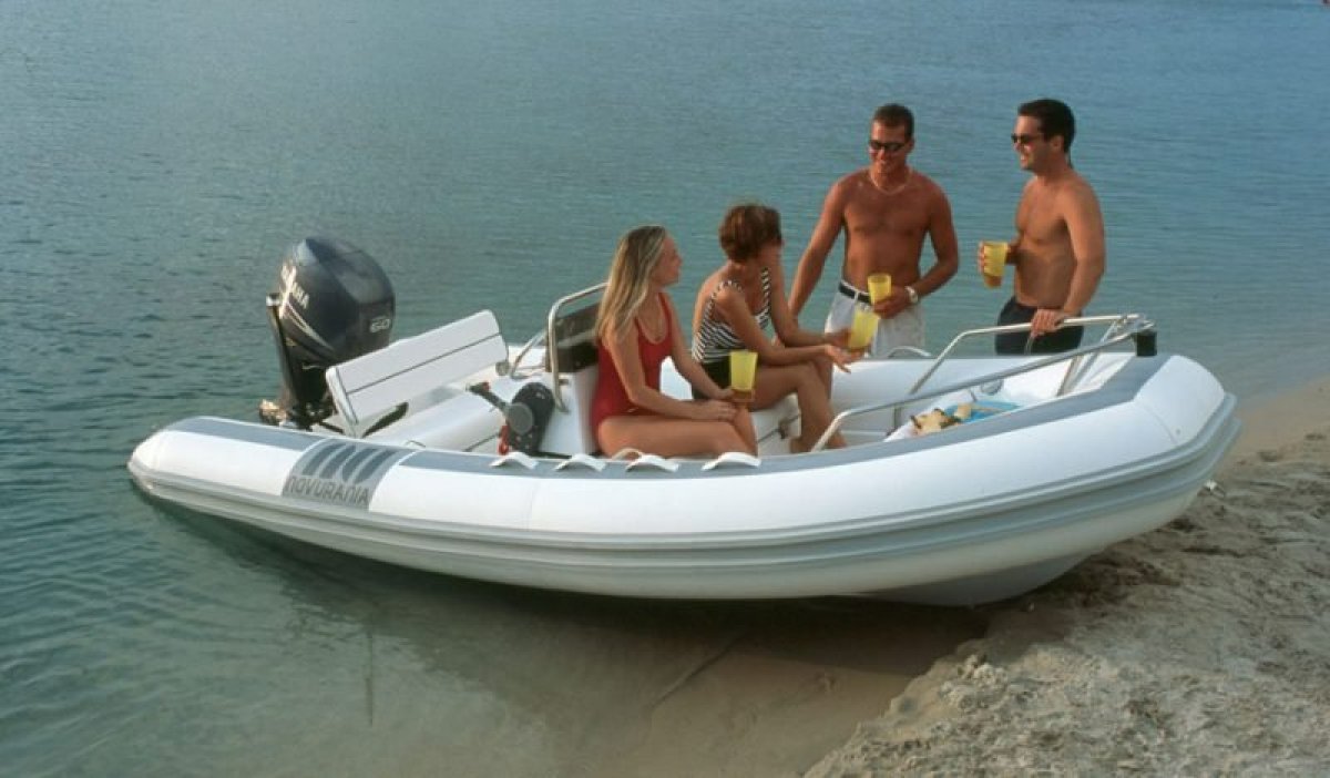 Novurania Deluxe Series 430 RIB
