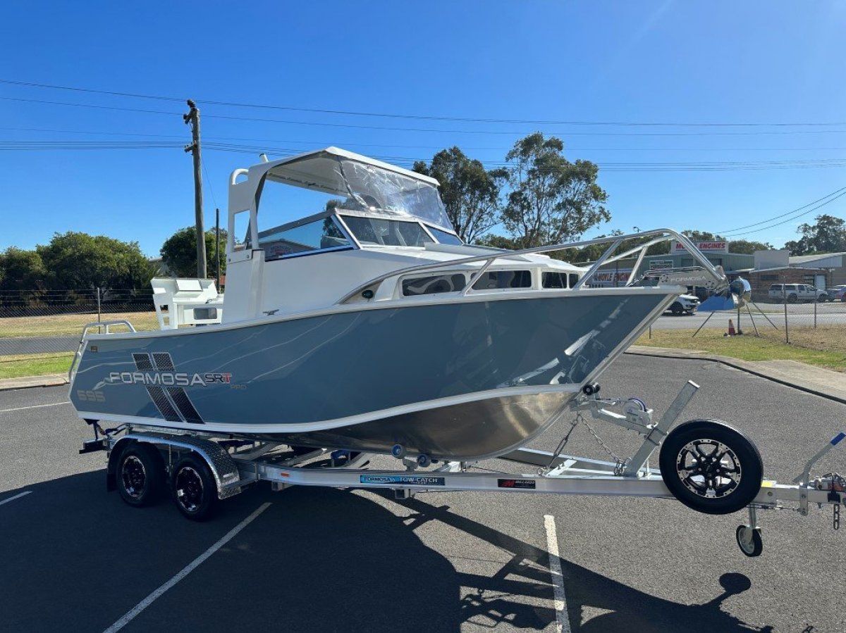 Formosa 595 SRT Vision Cab