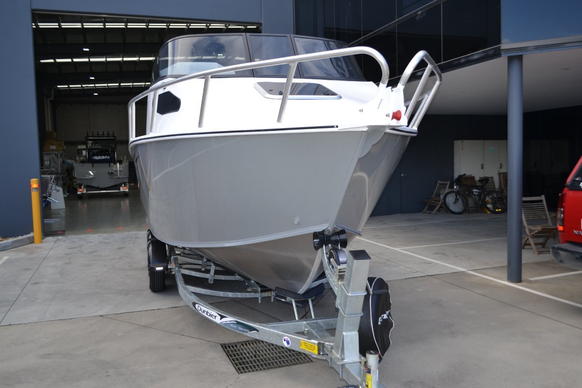 Stessl 590 Seahawk