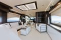 Dominator 720S Flybridge
